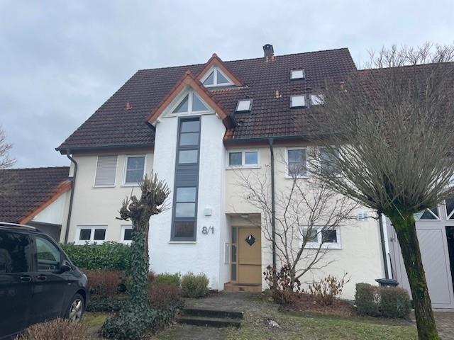 Großzügige 3,5-Zimmer-Wohnung mit gemütlichem Flair - Aussenansicht (45153)