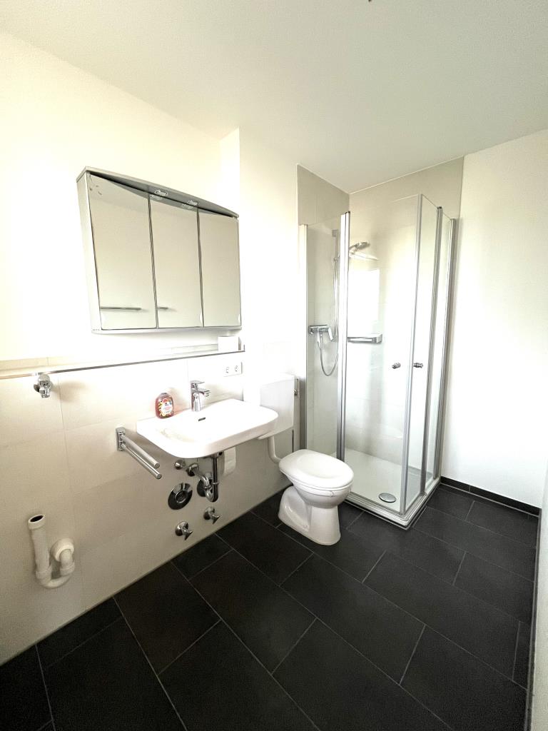 2-Zimmer-Stadt-Wohnung in beliebter Lage auf dem Gigelberg - Aufzug und Hausmeister! - Badezimmer (43960)