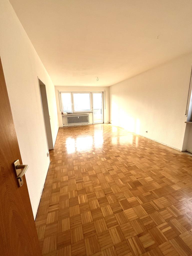 2-Zimmer-Stadt-Wohnung in beliebter Lage auf dem Gigelberg - Aufzug und Hausmeister! - Wohnzimmer (43955)