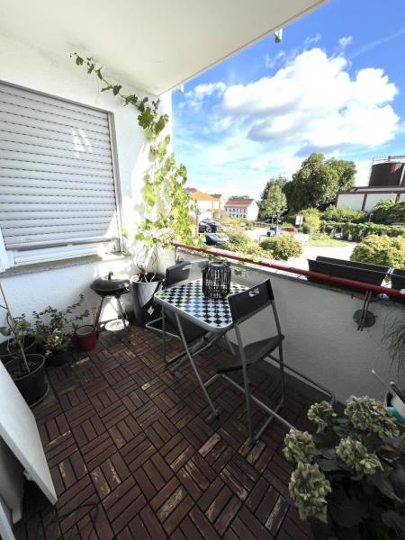Einziehen, wohlfühlen oder investieren – charmante 2-Zimmer-Wohnung mit Balkon! - Balkon (53226)