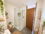 Badezimmer - Attraktive 3 Zimmer-Wohnung mit Balkon, Stellplatz & Einbauküche in ruhiger Lage in Ostfildern-Ruit!