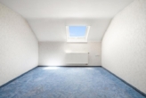 Zimmer DG - Familienfreundliches Reihenmittelhaus mit PV-Anlage, Balkon und Garten auf dem Biberacher Mittelberg