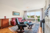 Wohnzimmer - Familienfreundliches Reihenmittelhaus mit PV-Anlage, Balkon und Garten auf dem Biberacher Mittelberg