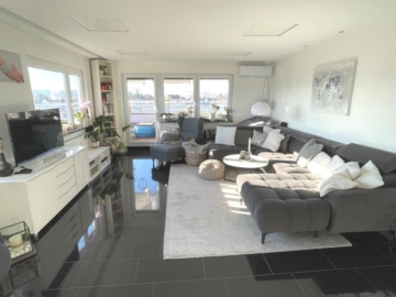 Exklusiver Flair! Hochwertiges 4,5 Zimmer-Penthouse in Citywohnlage!, 73033 Göppingen, Wohnung