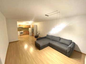 Gemütliche 2-Zimmer-Wohnung mit Balkon in Esslingen!, 73732 Esslingen am Neckar, Wohnung