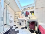 Tageslichtbad - Moderner Komfort! Attraktive 4 Zimmer-Wohnung im Herzen von Sindelfingen!