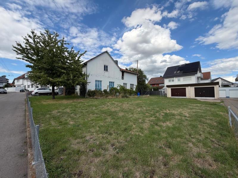 Attraktiver Bauplatz zur Errichtung eines Mehrfamilienhaus oder Reihenhäußer! - Ansicht (53806)