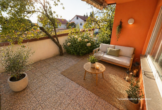 Süd-Terrasse - Generationenglück unter 1. Dach! Perfektes Zweifamilienhaus in Urbach!