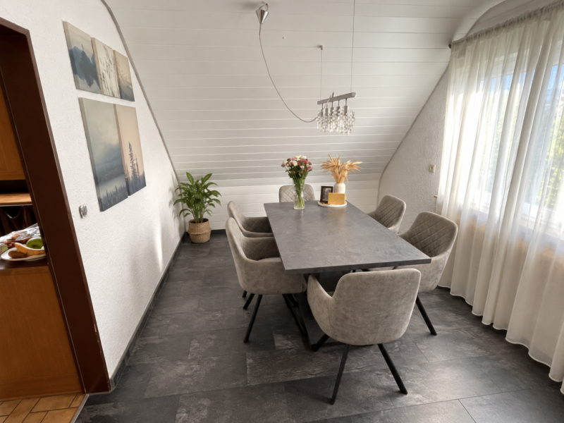 Platz fürs Leben! Charmantes Zweifamilienhaus für die ganze Familie! - Esszimmer(OG) (53334)