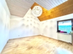 Allmersbach im Tal - Sofort beziehbare 3 Zimmer- Maisonettewohnung mit sonnigem Balkon!