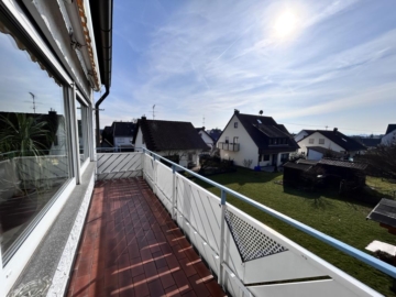 2 in 1 – Platz für die Familie! Attraktive 5,5 Zimmer-Wohnung in Köngen!, 73257 Köngen, Wohnung