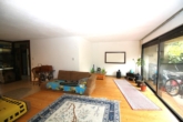 Wohnzimmer - Blick ins Grüne! Attraktives Reihenmittelhaus mit Garten in Sindelfingen!