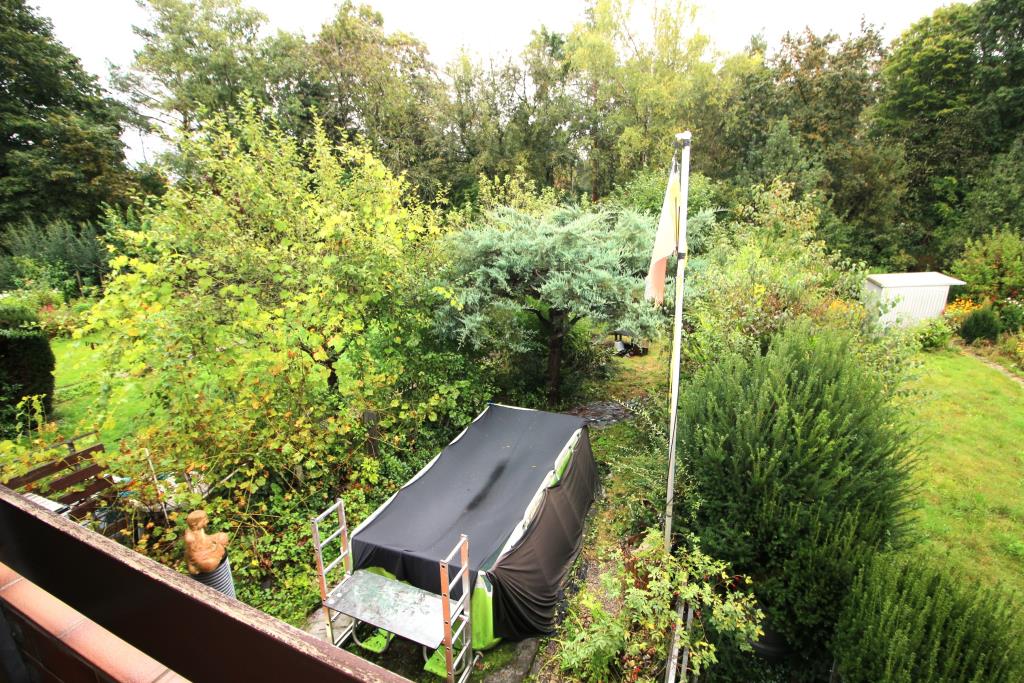 Erbpacht! Attraktives Reihenmittelhaus mit Garten in Sindelfingen! - Pool (42742)