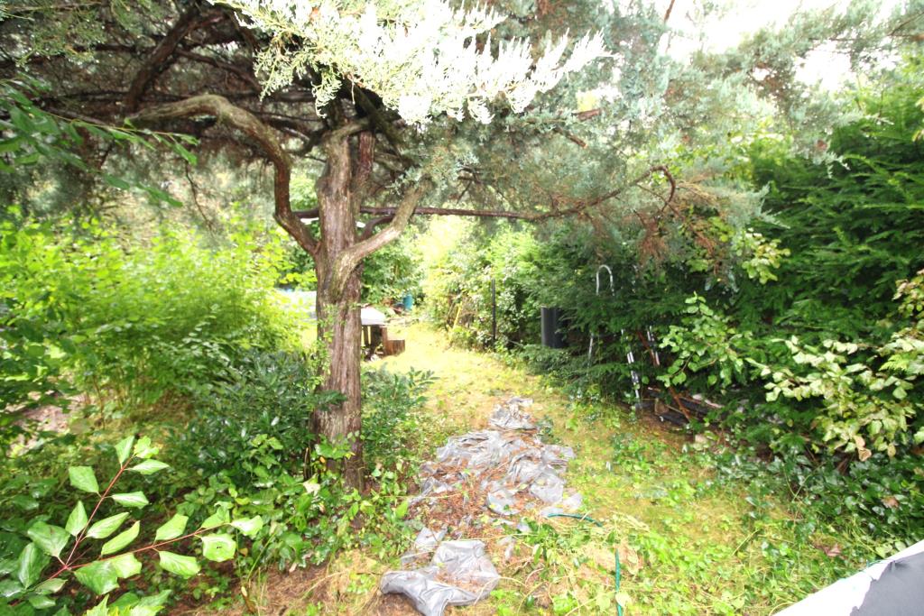 Erbpacht! Attraktives Reihenmittelhaus mit Garten in Sindelfingen! - Sindelfingen (42738)