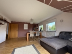 Blick Wohnen - Traumhafte 3 1/2 Zimmer-Dachstudio-Wohnung mit herrlichem Sonnenbalkon!