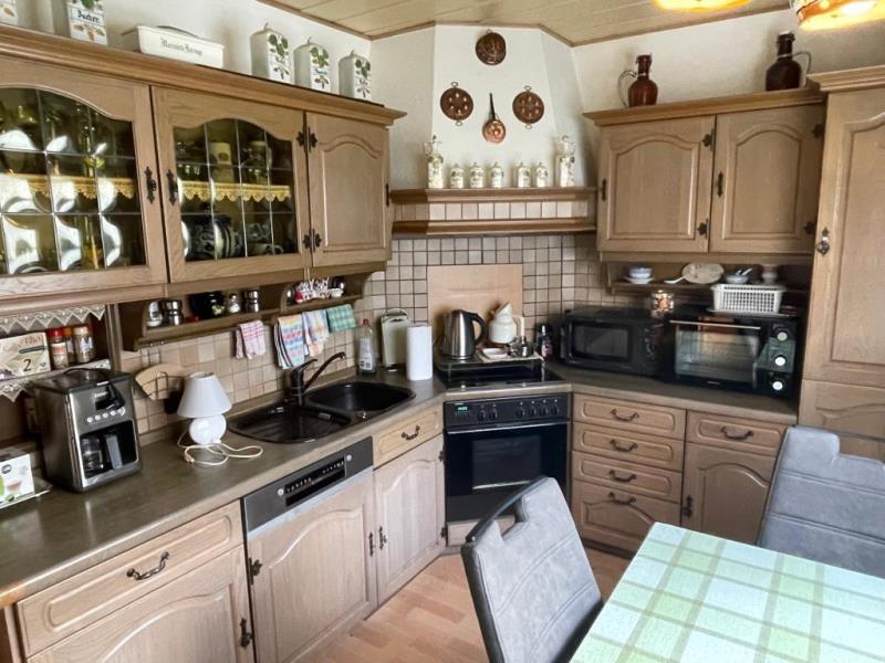 Wohntraum erfüllen! Extravagantes freistehendes Einfamilienhaus in Gruibingen! - Küche (44522)