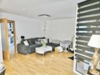 Wohnbereich - Gartenliebhaber aufgepasst! Helle 3 Zimmer-Erdgeschosswohnung in S-Hofen!