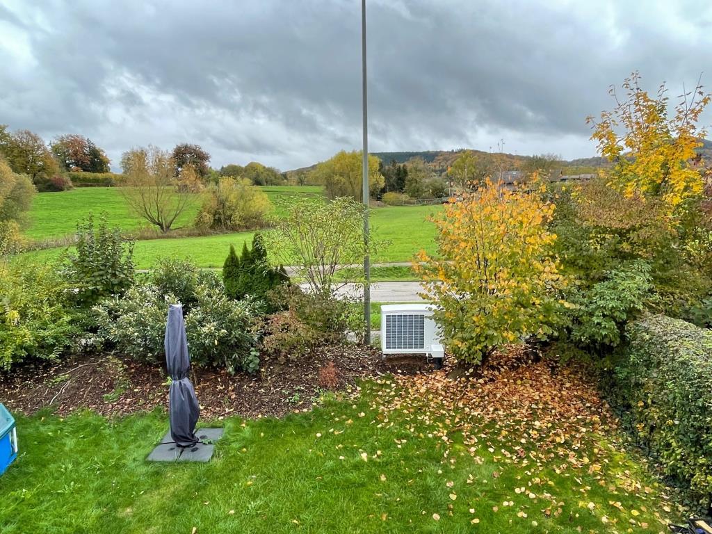 Haus zum Verlieben! Ansprechende Doppelhaushälfte für tolle Ansprüche! - Garten (36570)