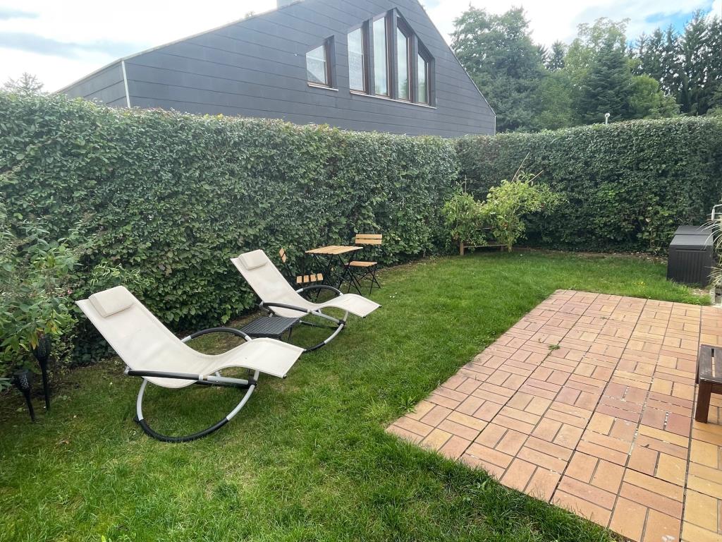 Ansprechende Doppelhaushälfte für gehobene Ansprüche in Süßen! - Terrasse (37948)