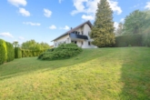 Gartenansicht - Frei stehendes Zweifamilienhaus mit zusätzlicher Einlieger-Wohnung in top Lage!