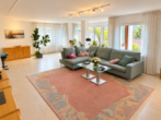 Wohnzimmer - Repräsentatives Wohnen mit Freiraum! Freistehendes Einfamilienhaus in Hochdorf!