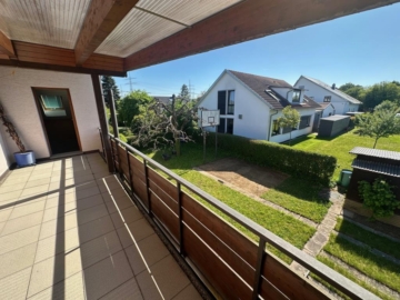 Platz für 2 Familien! Attraktives Zweifamilienhaus mit großem Garten in ruhiger Wohnlage!, 73773 Aichwald, Einfamilienhaus