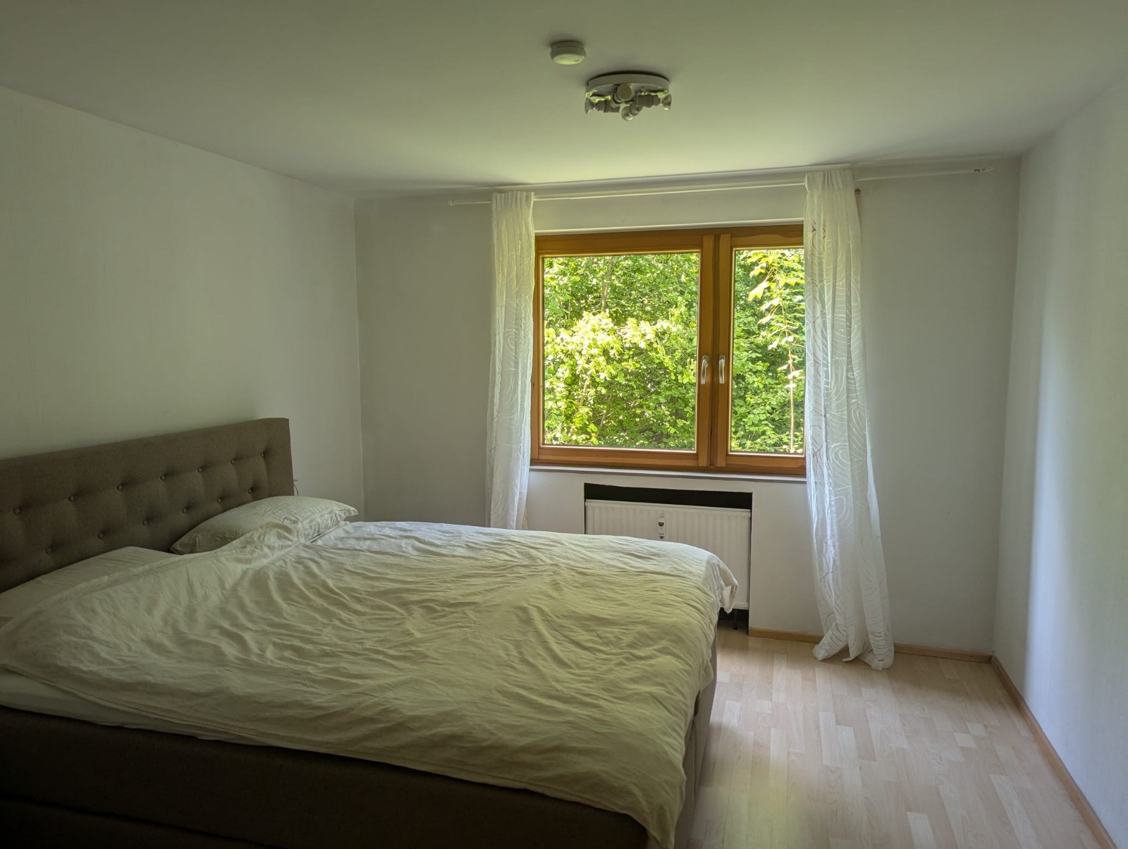Platz für die Familie! Schöne 4 Zimmer-Wohnung mit Balkon in Altbach! - Schlafzimmer (40004)
