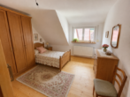 Schlafzimmer - Liebevoll renoviertes Schmuckstück! Freistehendes Einfamilienhaus in Wiesensteig!