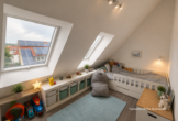Schlafzimmer 2 - Moderne 4 Zimmer-Maisonette-Wohnung mit tollem Blick auf die Burg!