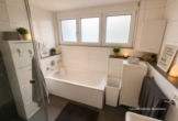 Badezimmer - Moderne 4 Zimmer-Maisonette-Wohnung mit tollem Blick auf die Burg!