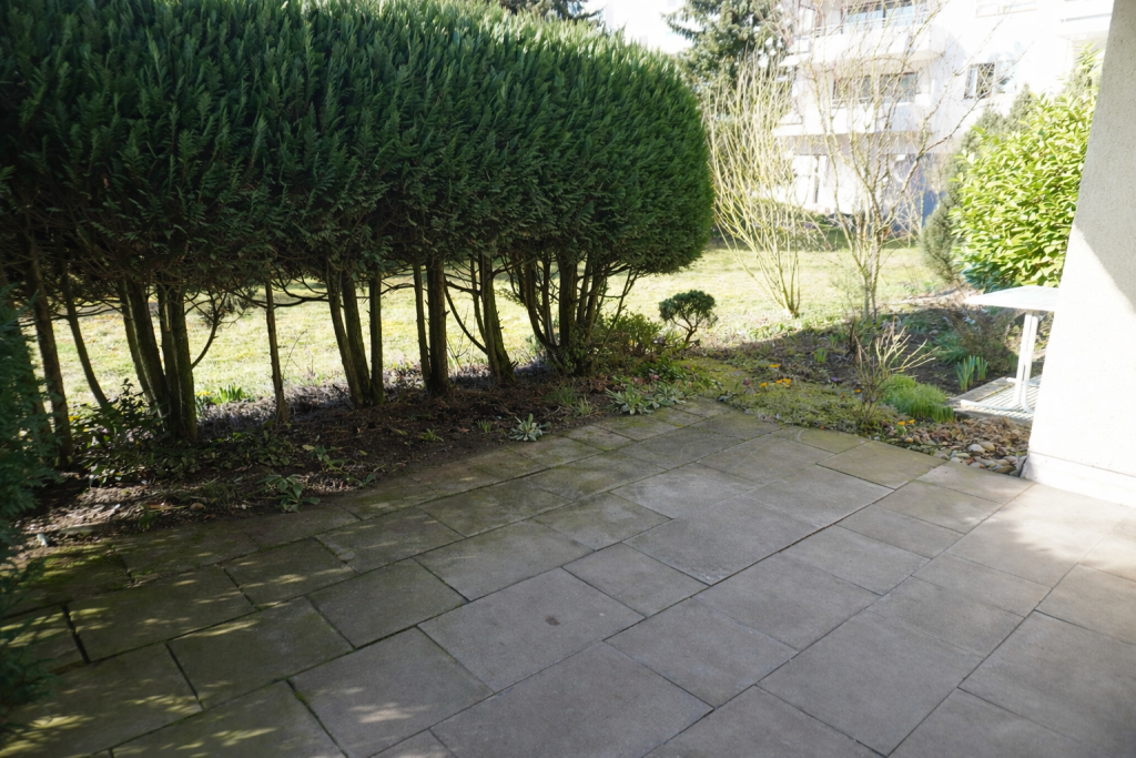 Platz für die Familie! Attraktive 4,5 Zimmer-Wohnung mit Balkon & Terrasse! - Terasse (43548)