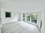 Großzügige 2,5 Zimmer Wohnung mit Balkon und Garage in Stuttgart-Ost! - Wohnzimmer