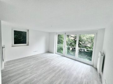 Großzügige 2,5 Zimmer Wohnung mit Balkon und Garage in Stuttgart-Ost!, 70186 Stuttgart, Wohnung