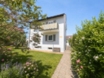 Außenansicht - Verwirklichen Sie sich den Traum vom eigenen Haus! Tolles Haus mit schönem Garten in Esslingen!