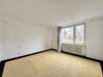 Schlafzimmer - Aussicht genießen! Sofort beziehbare 3 Zimmer-Wohnung mit Panoramablick über Stuttgart!
