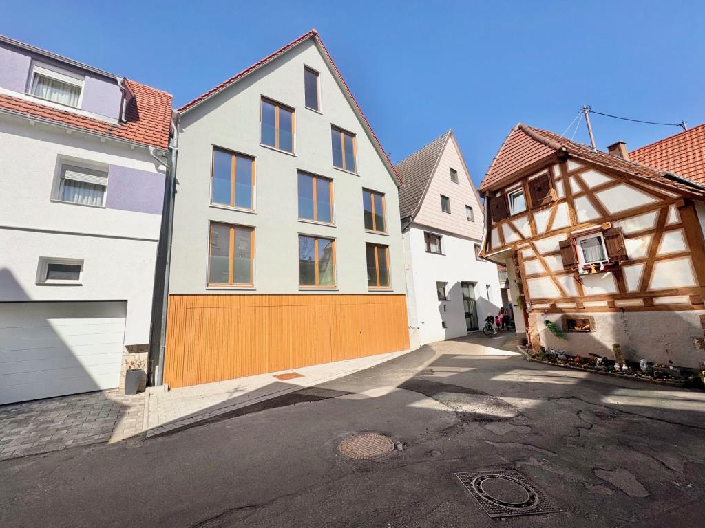 Altersruhesitz direkt in der Altstadt! 3 Zimmer-Nebauwohnung mit Balkon! - Außenansicht (40437)