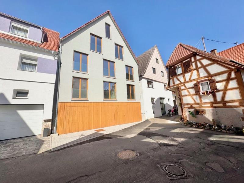 Stilvolles Wohnen! Interessante 3 Zimmer-Wohnung für tolle Ansprüche! - Bönnigheim (44407)