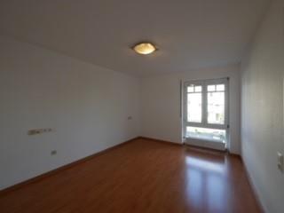 Betreutes Wohnen! Attraktive 2 Zimmer Wohnung in der Esslinger- Innenstadt! - Schlafzimmer Bild 1 (51789)