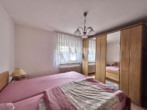 Schlafzimmer - Toller Ausblick! Interessante 2,5 Zimmer-Wohnung mit sonnigen Balkon!