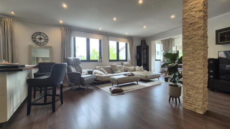 Für gehobene Ansprüche! Extravagante 3,5 Zimmer-Wohnung mit Balkon! - Wohnbereich (50353)