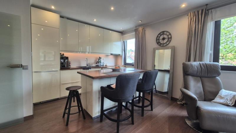 Für gehobene Ansprüche! Extravagante 3,5 Zimmer-Wohnung mit Balkon! - Küche (50350)