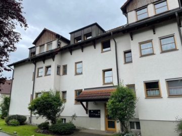 Gepflegte 3 Zimmer-Dachstudiowohnung mit Balkon in sonniger Wohnlage!, 73113 Ottenbach, Wohnung