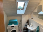 Gepflegte 3 Zimmer-Dachstudiowohnung mit Balkon in sonniger Wohnlage! - Tageslichtbad