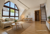 Wohn/- Essbereich - Zentrale Wohnlage! Attraktive 2,5 Zimmer-Wohnung mit ausgebauter Dachbühne und Garagenstellplatz!