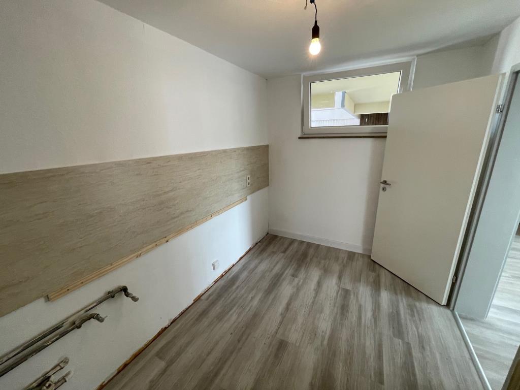 Attraktives Angebot! Moderne 3 Zimmer-Wohnung mit Balkon & Aufzug! - Küche (40273)