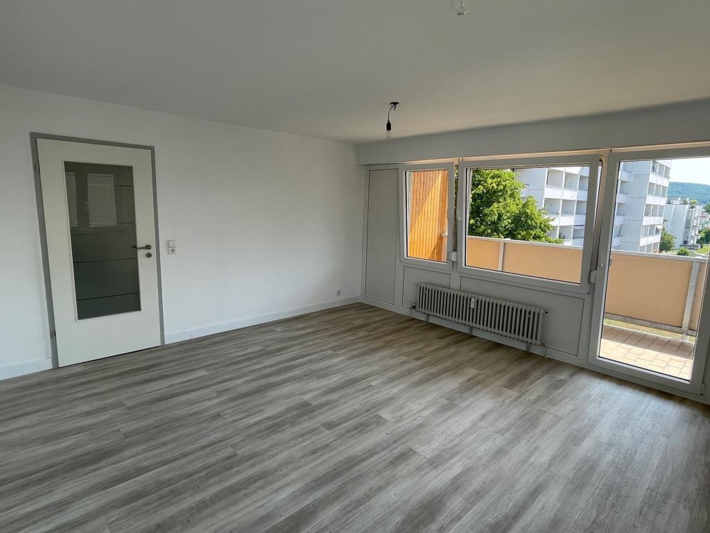 Attraktives Angebot! Moderne 3 Zimmer-Wohnung mit Balkon & Aufzug! - Wohnbereich (40271)