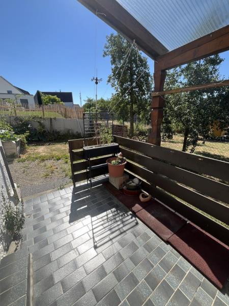 Gestalten Sie Ihr neues Zuhause – freistehendes Einfamilienhaus mit Entwicklungspotenzial - Terrasse (51911)
