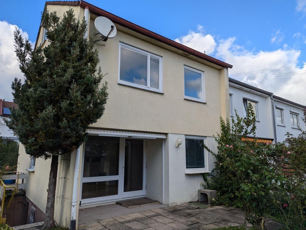 Wohnen, wo Mutlangen am schönsten ist! Reiheneckhaus mit sonnigem Garten! - Außenansicht (43461)