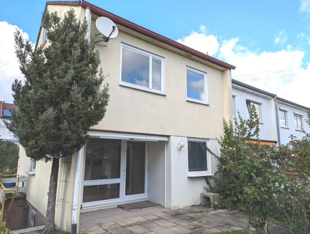 Gestalten Sie dieses gemütliche Reiheneckhaus nach Ihren tollen Vorstellungen! - Mutlangen (39256)