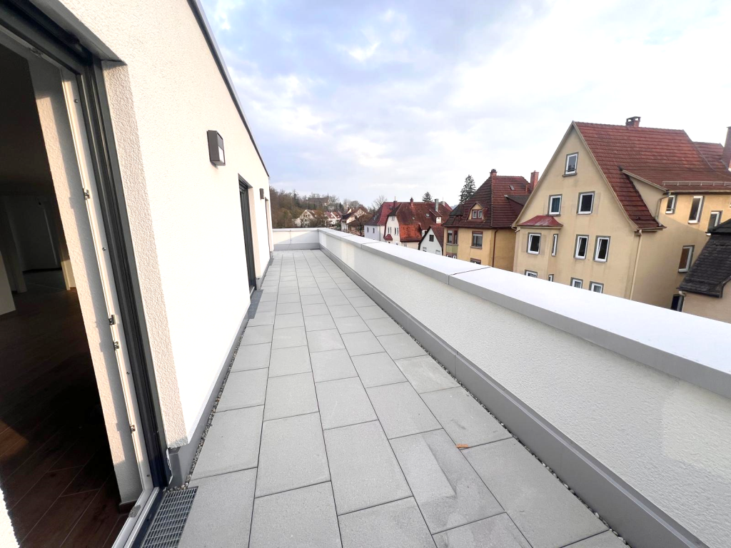 Gigantische Dachterrasse! 3 Zimmer-Neubauwohnung in Esslingen! - Terrasse (42985)